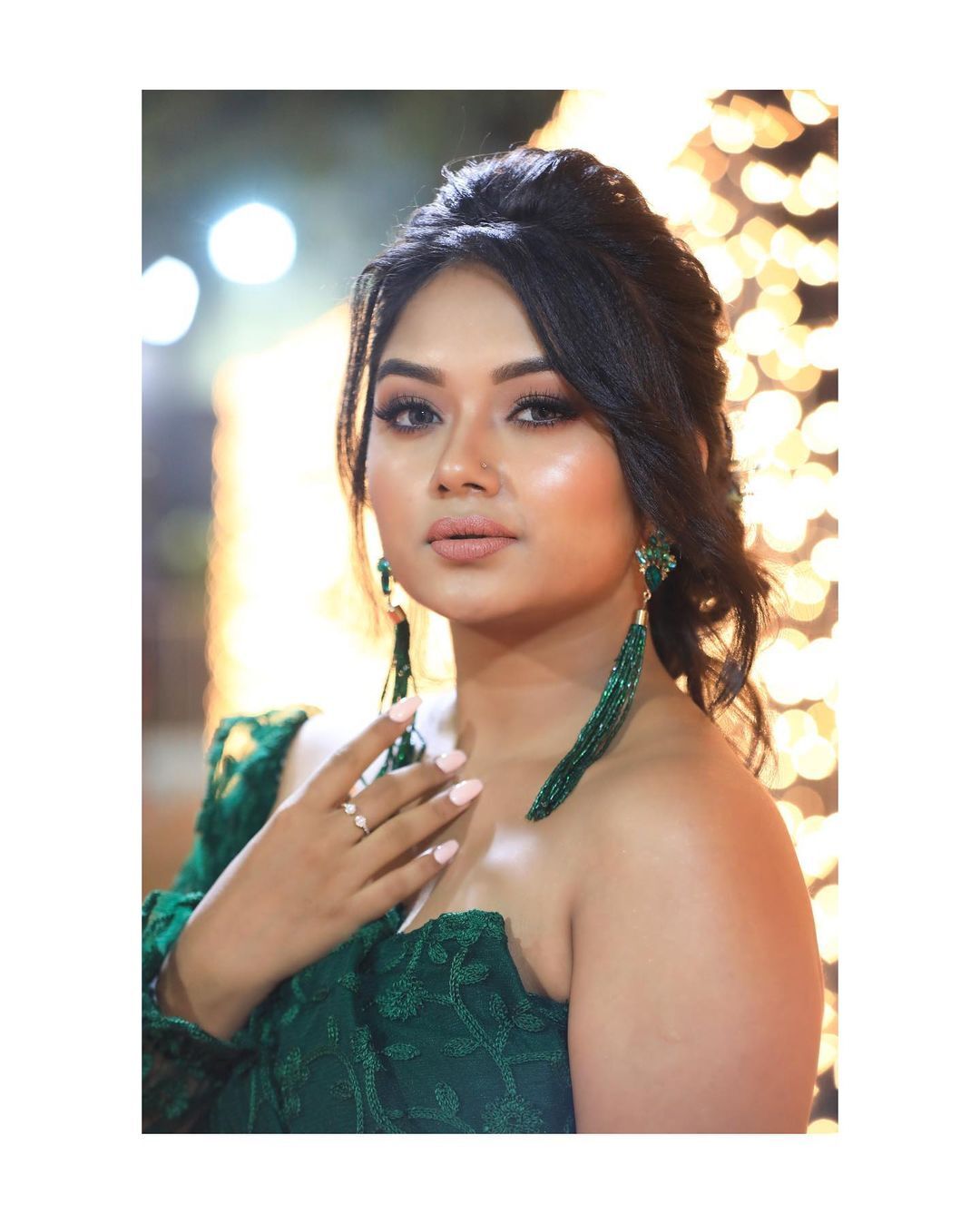 Preethi Sharma's Stunning Magenta & Maroon Looks