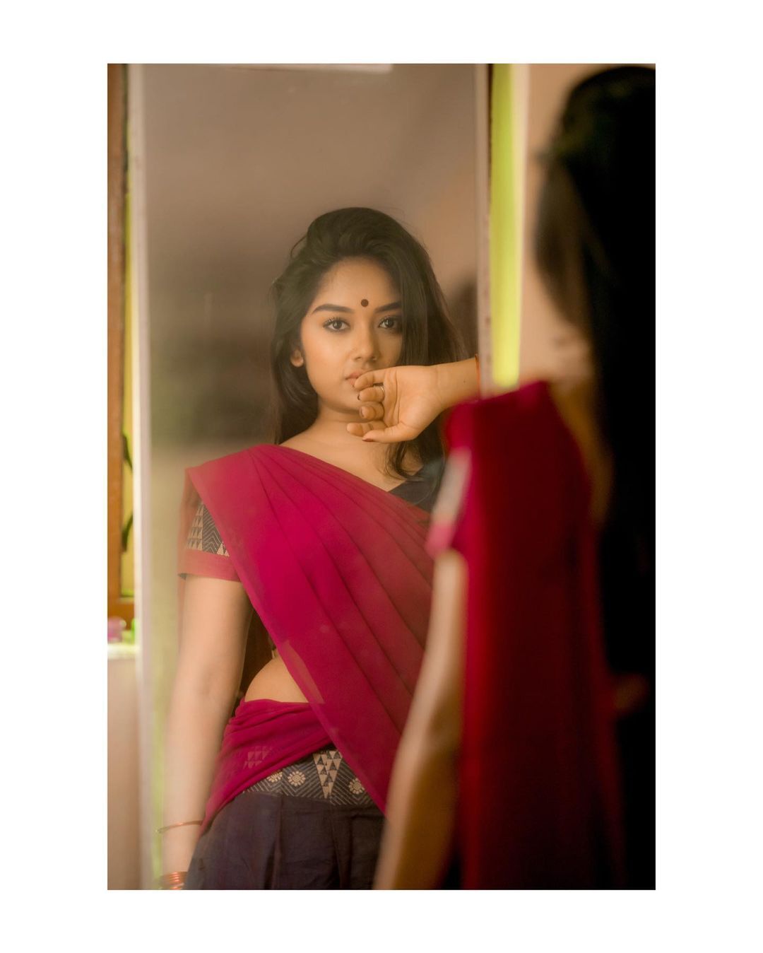 Preethi Sharma's Stunning Magenta & Maroon Looks
