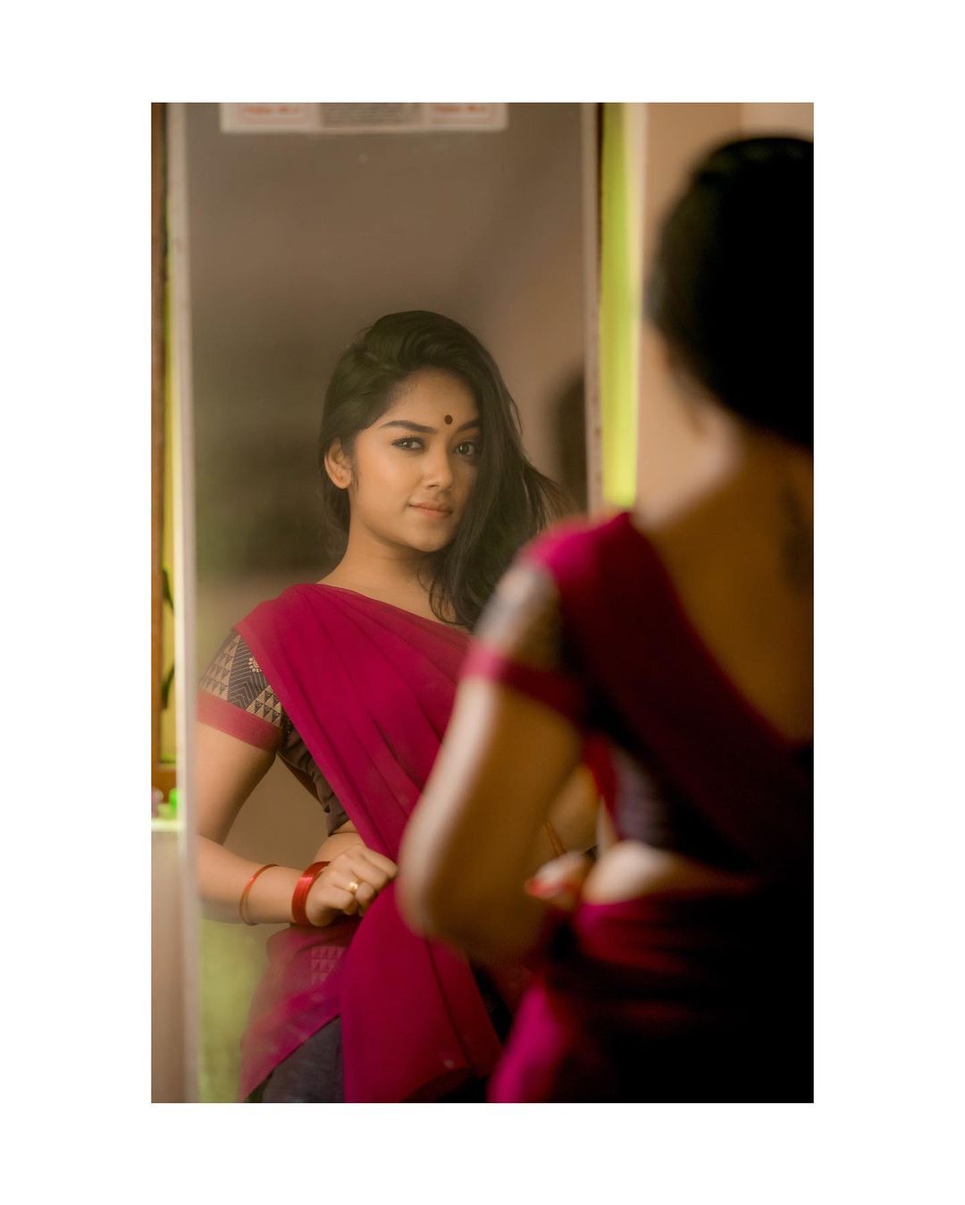 Preethi Sharma's Stunning Magenta & Maroon Looks