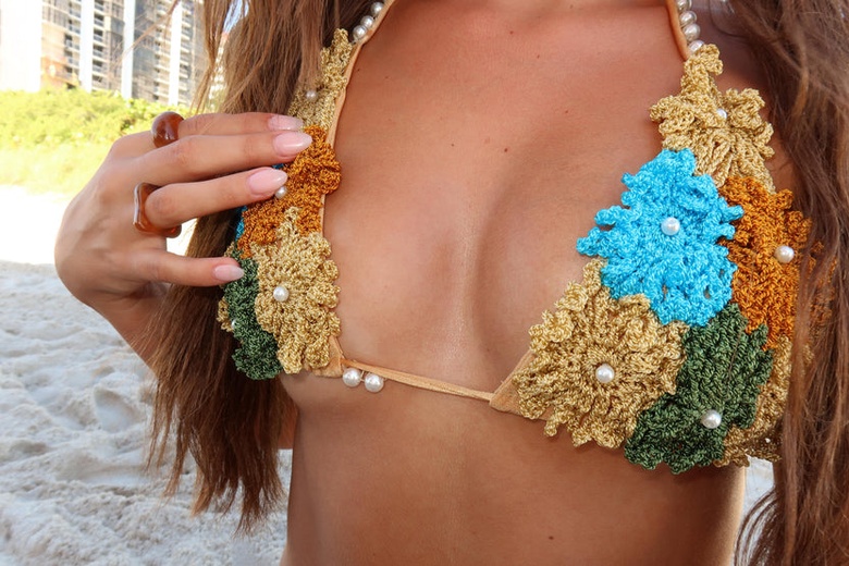 Presley Elise's Stunning Look Captures Fan Attention