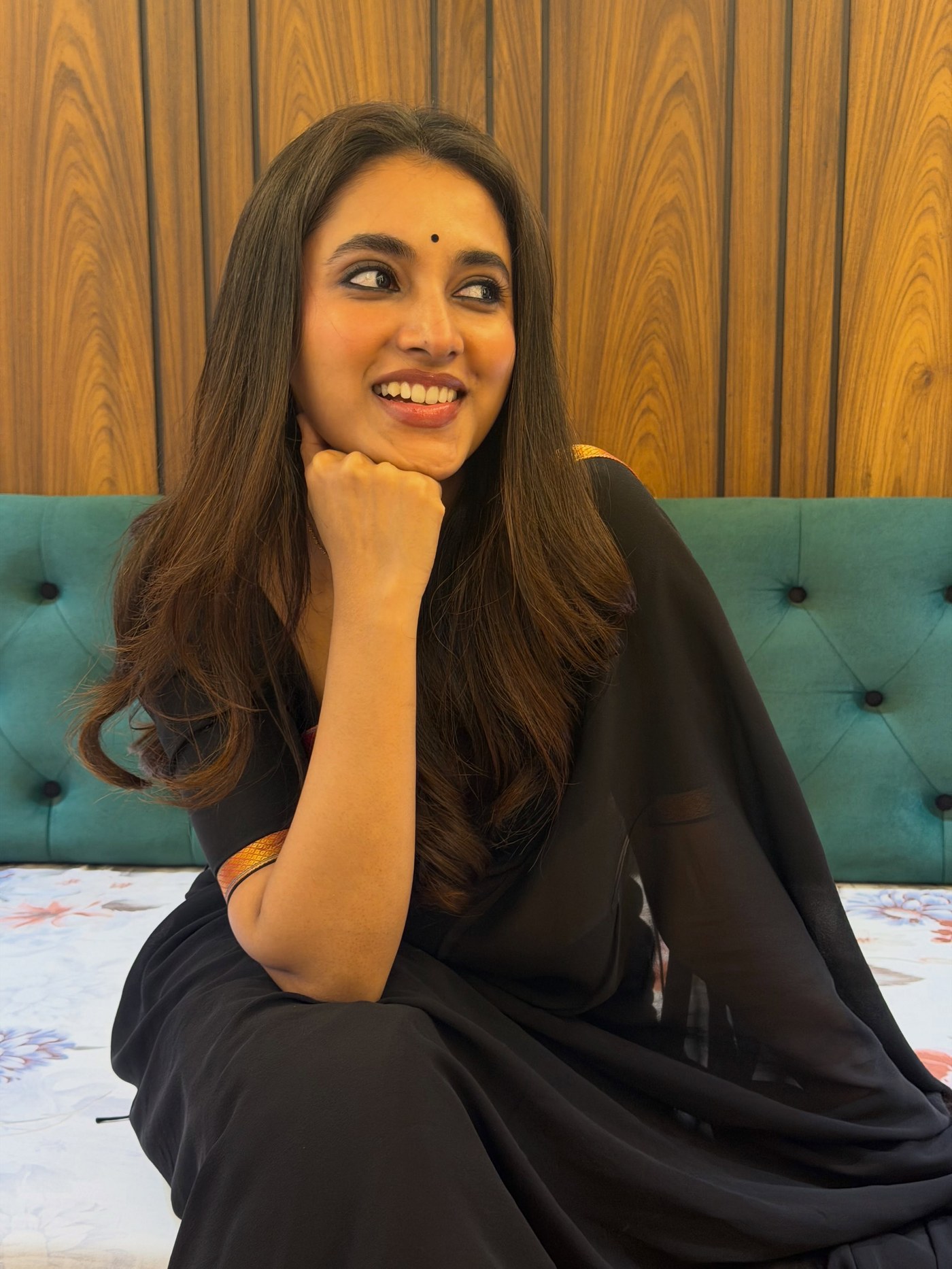 Black Saree Study: Priyanka Mohan's Measured Moment