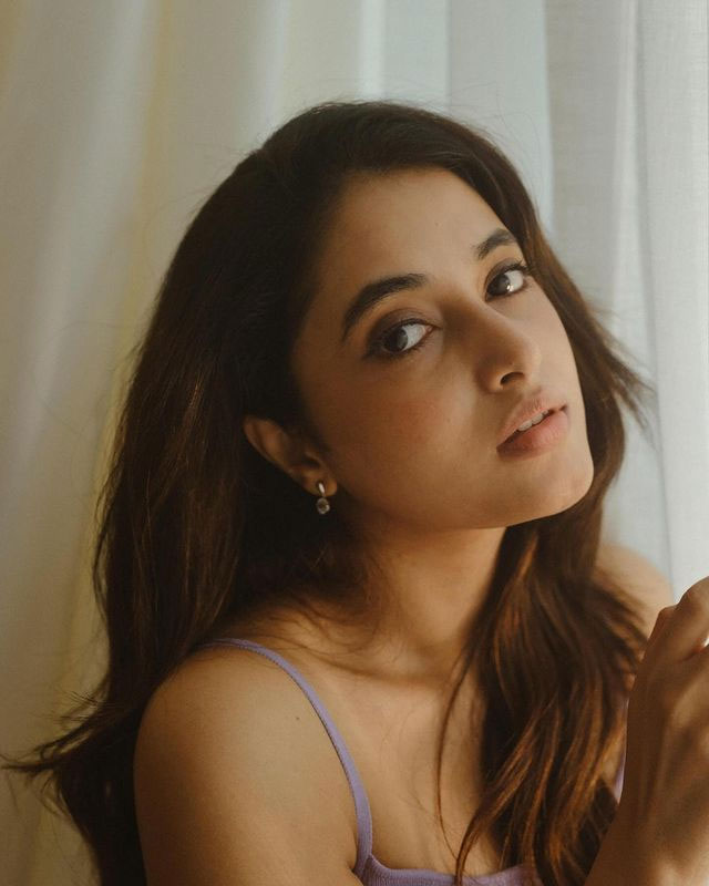 Black Saree Study: Priyanka Mohan's Measured Moment