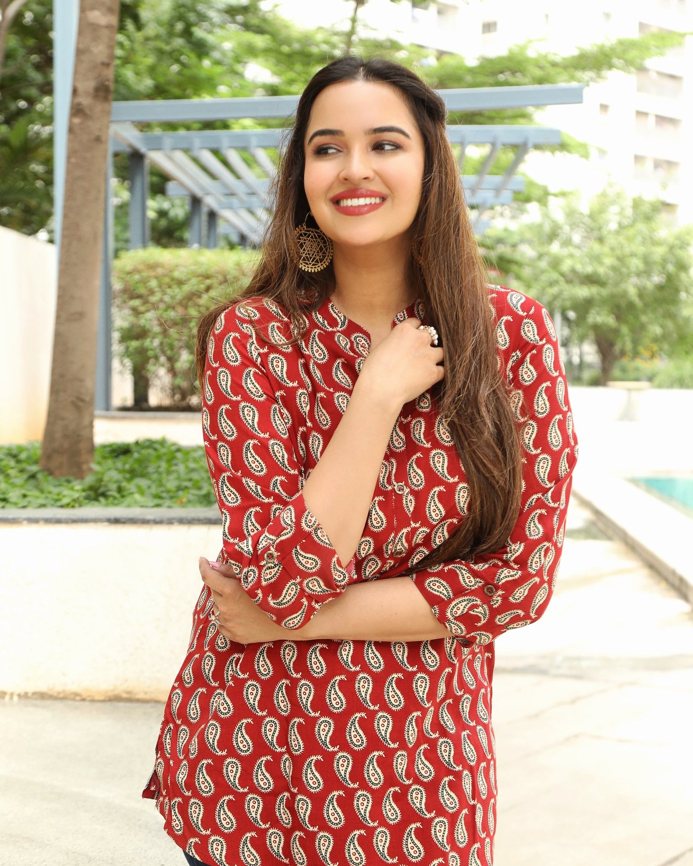 Pujita Ponnada Radiates Elegance in Striking Red Ensemble