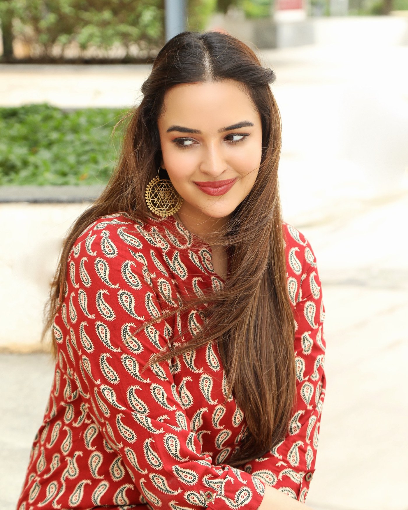 Pujita Ponnada Radiates Elegance in Striking Red Ensemble