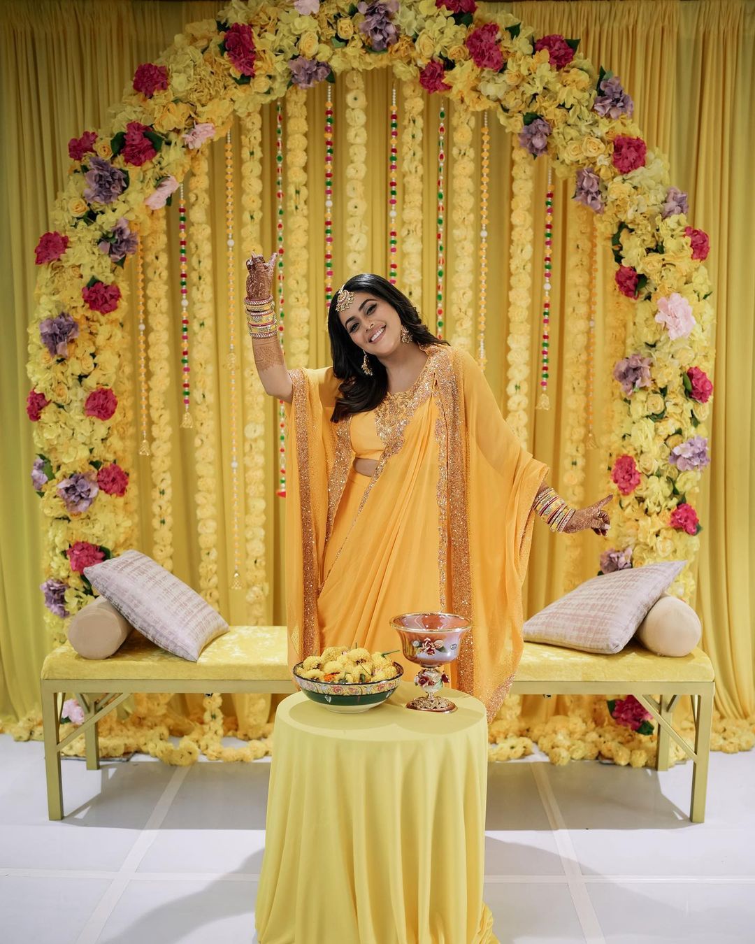 Purnaa Latest Stills Glamorous Bollywood Fashion