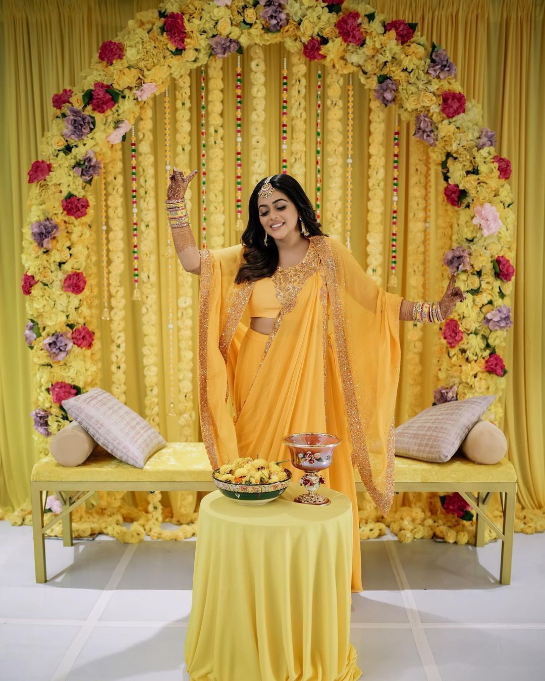 Purnaa Latest Stills Glamorous Bollywood Fashion
