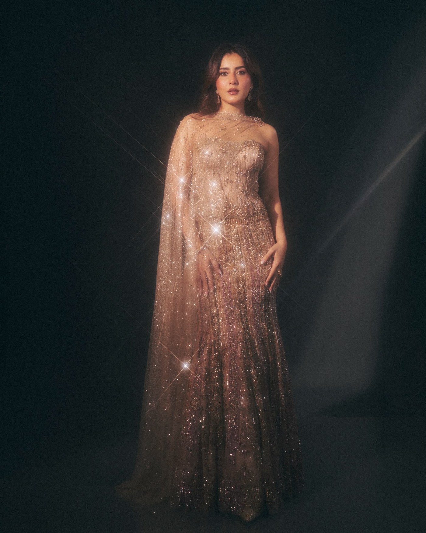 Golden Goddess! Raashii Khanna Dazzles in Regal Golden Gown Moment