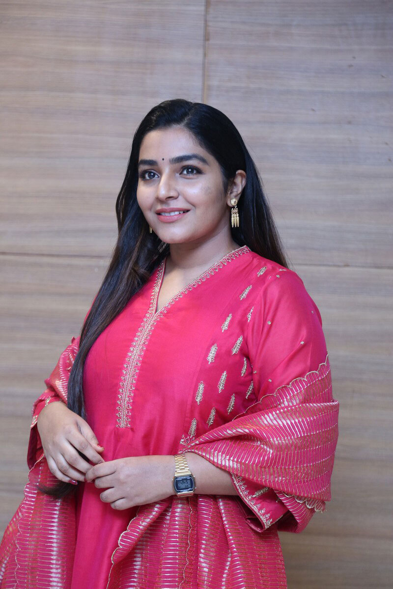 Rajisha Vijayan Steals the Spotlight in Stunning Red Ensemble