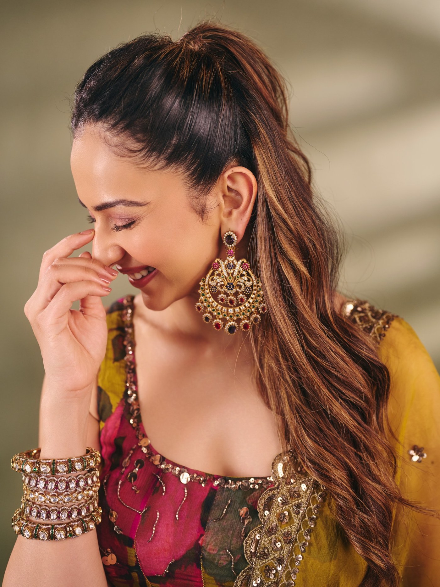 Rakul Preet Singh’s Radiant Magenta Moment: Mastering Festive Elegance