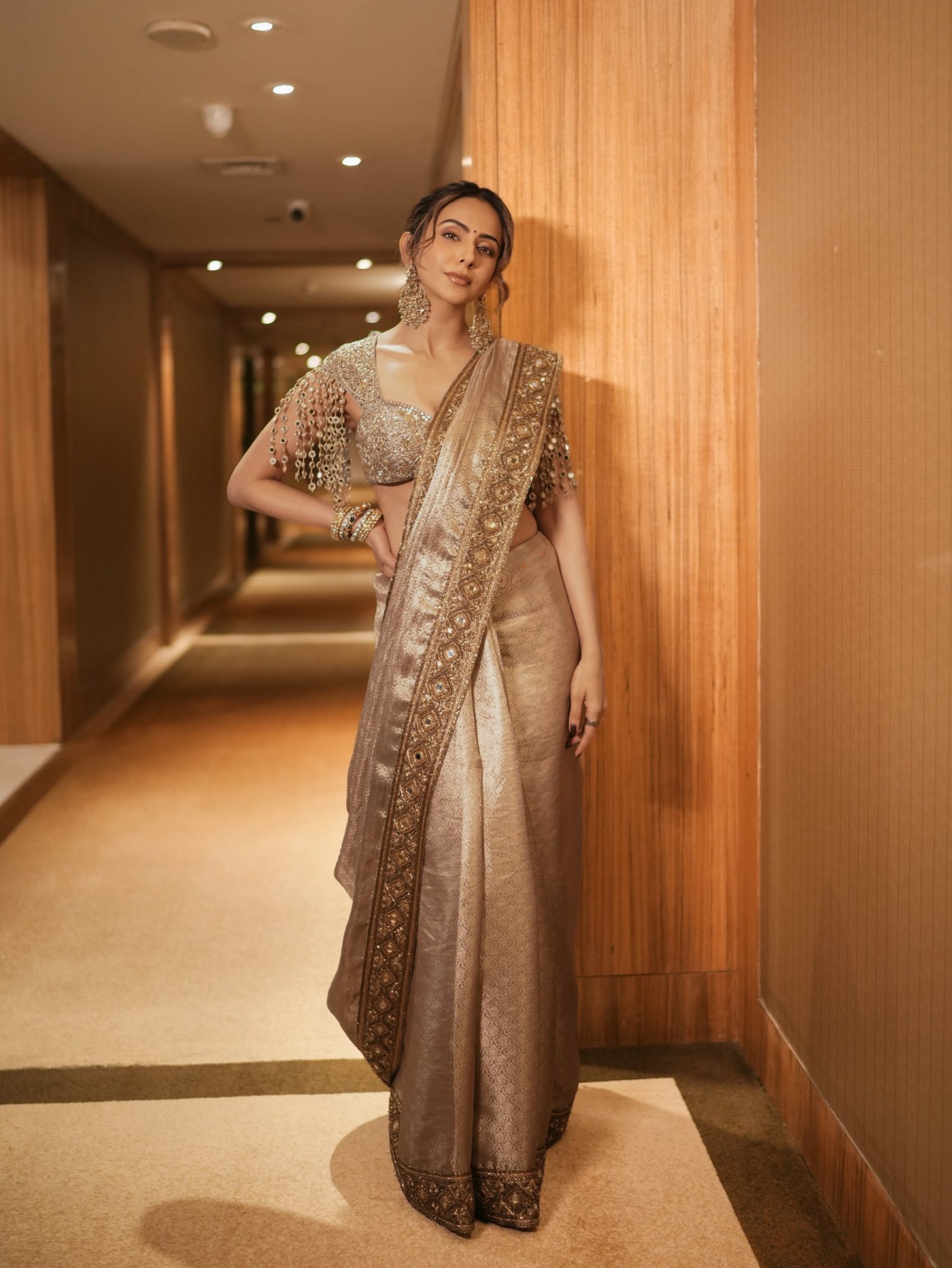 Champagne-Gold Sari: Rakul Preet Singh's Festive Textile Study
