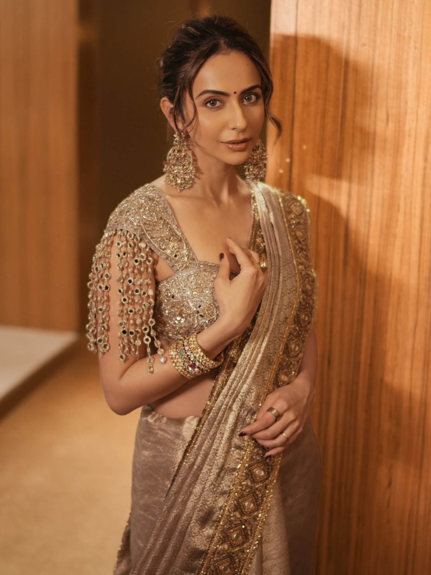 Champagne-Gold Sari: Rakul Preet Singh's Festive Textile Study