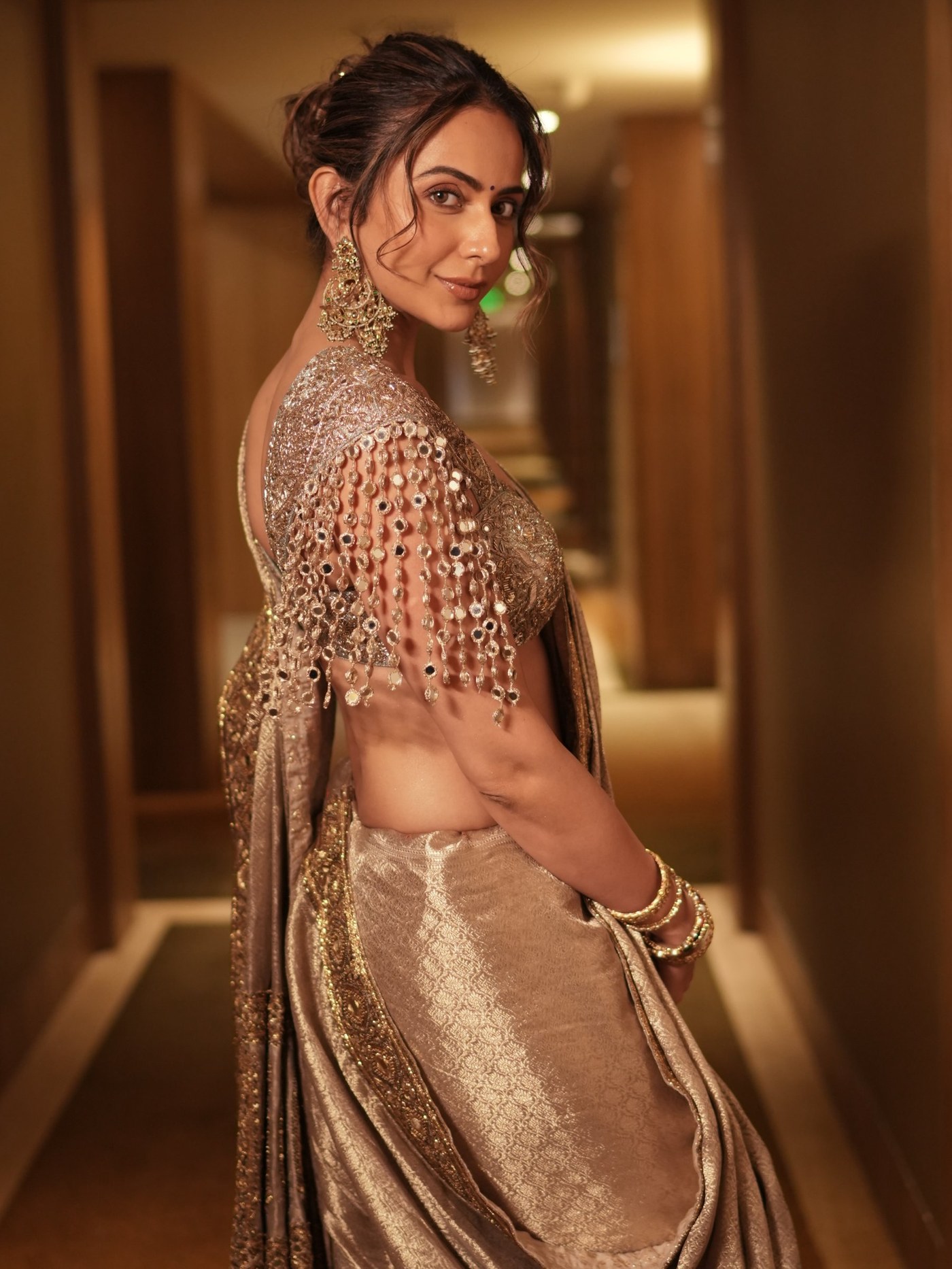 Champagne-Gold Sari: Rakul Preet Singh's Festive Textile Study