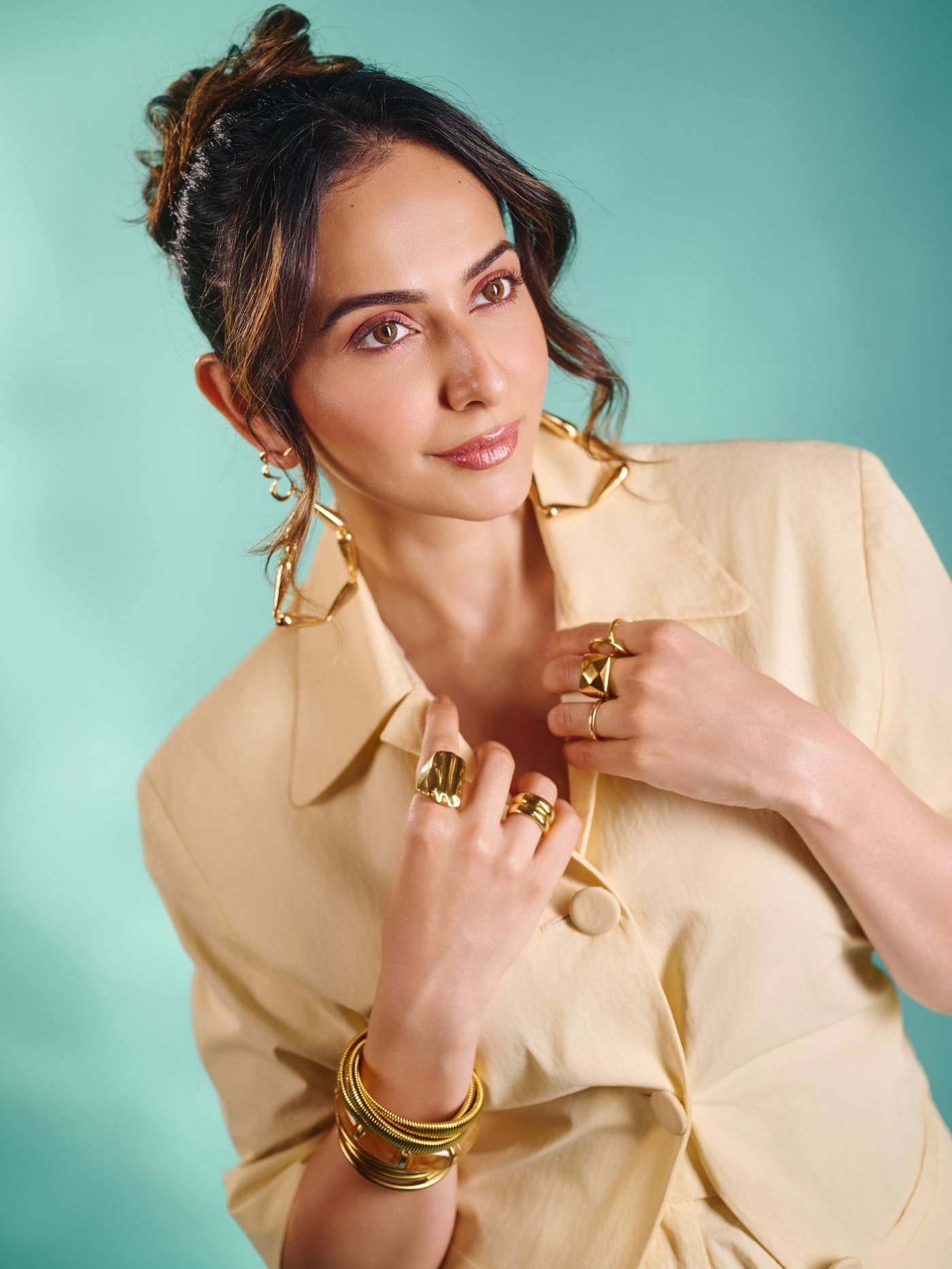 Rakul Preet Singh's Feminine Power Suit Sensation Unveiled!