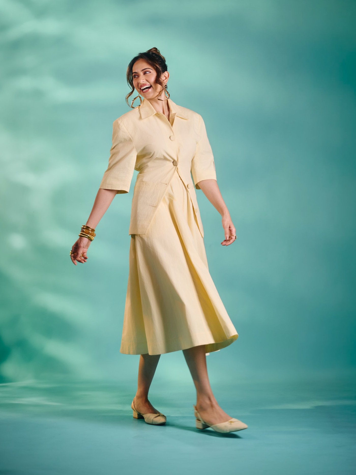 Rakul Preet Singh's Feminine Power Suit Sensation Unveiled!
