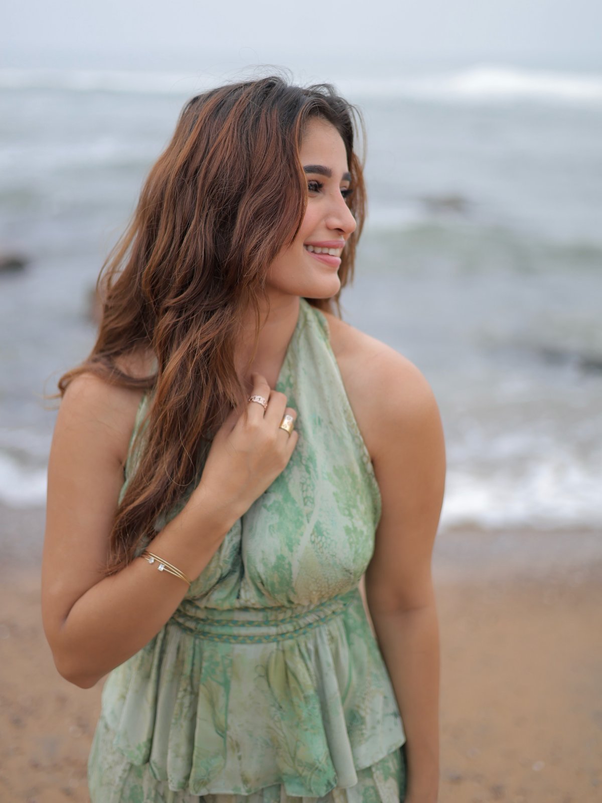 Rasha Thadani captures a dreamy, relaxed look during a seaside appearance, embodying effortless coastal style. - Photos & Updates