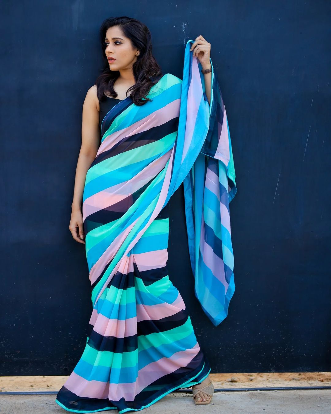Rashmi Gautam Gorgeous Traditional Saree Photos