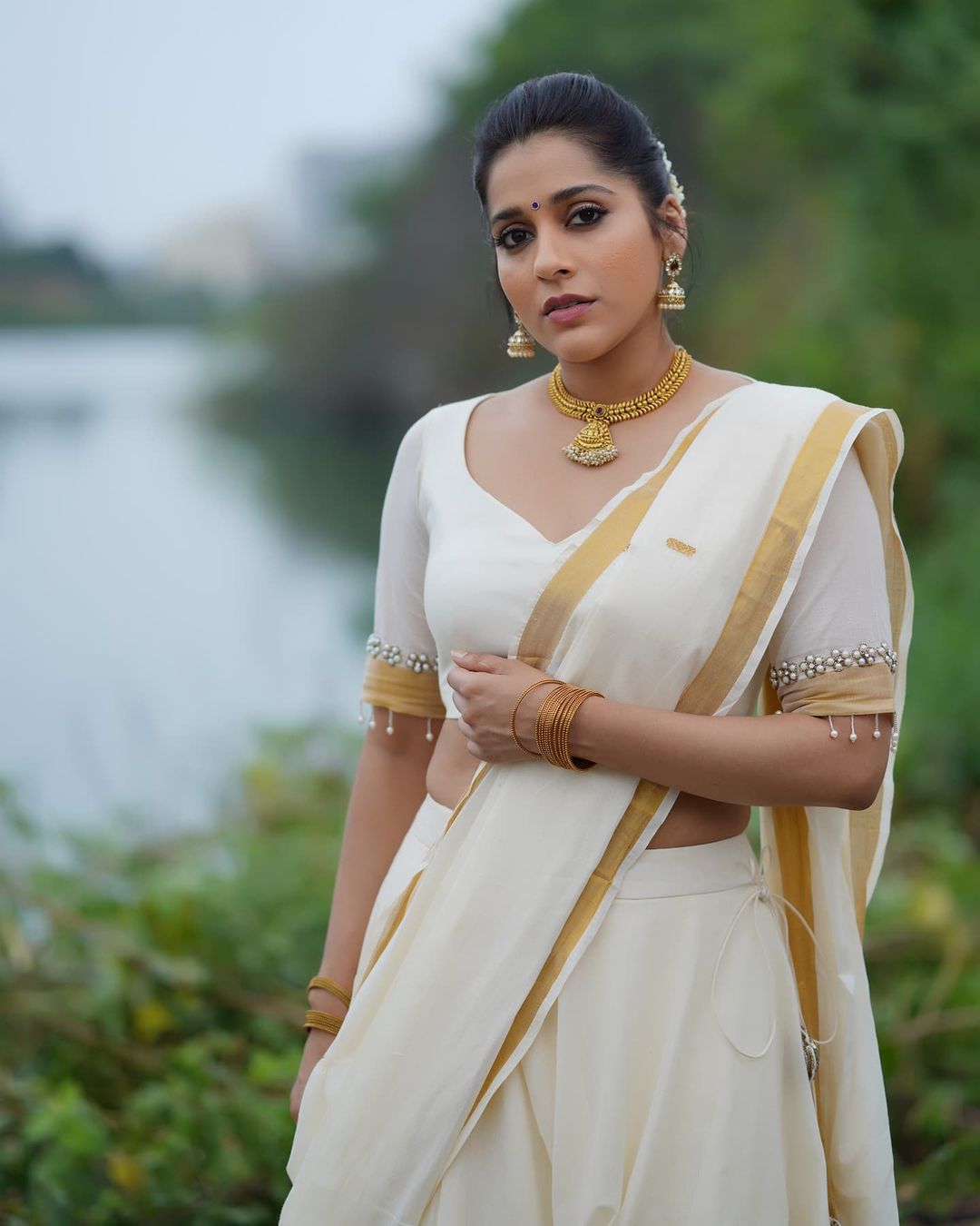 Rashmi Gautam's Stunning Outdoor Elegance