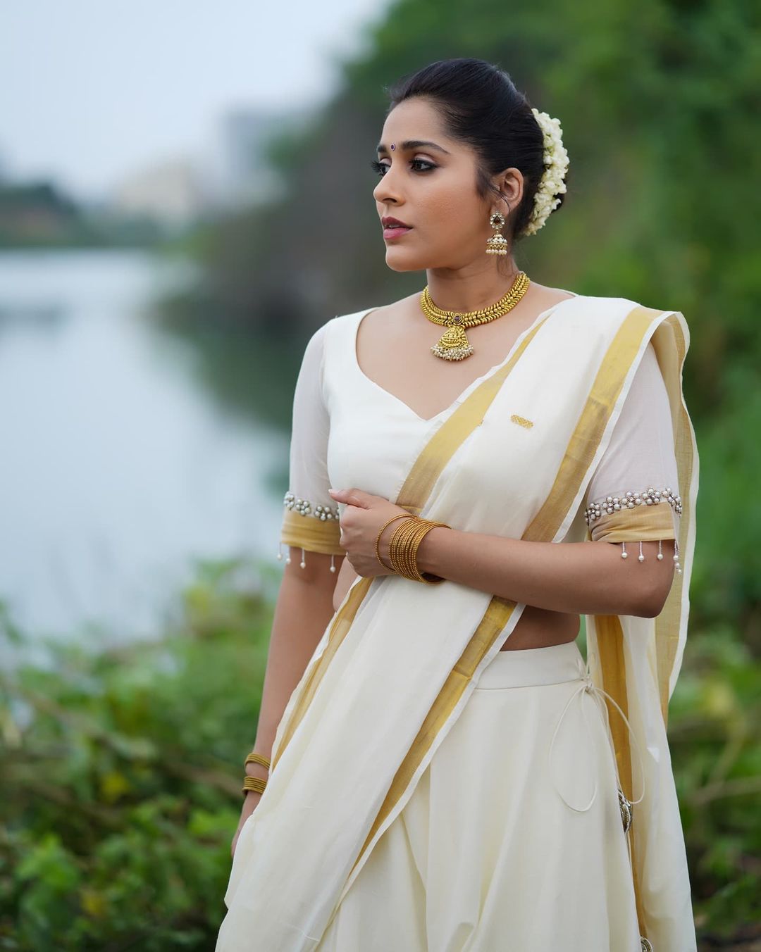 Rashmi Gautam's Stunning Outdoor Elegance