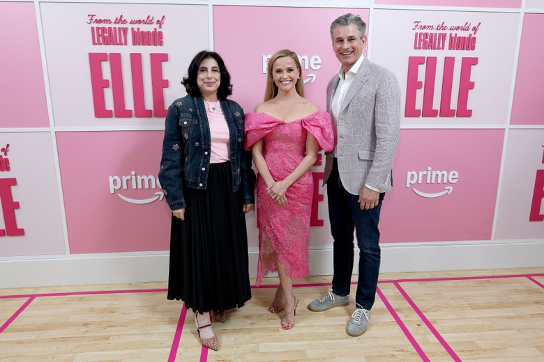 Reese Witherspoon Dazzles in New York at the 'Elle' World Premiere!