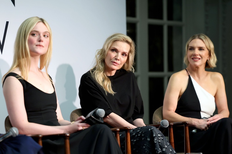 Spotlight Moments: Why Everyone is Obsessed with the Subject's Glamour
