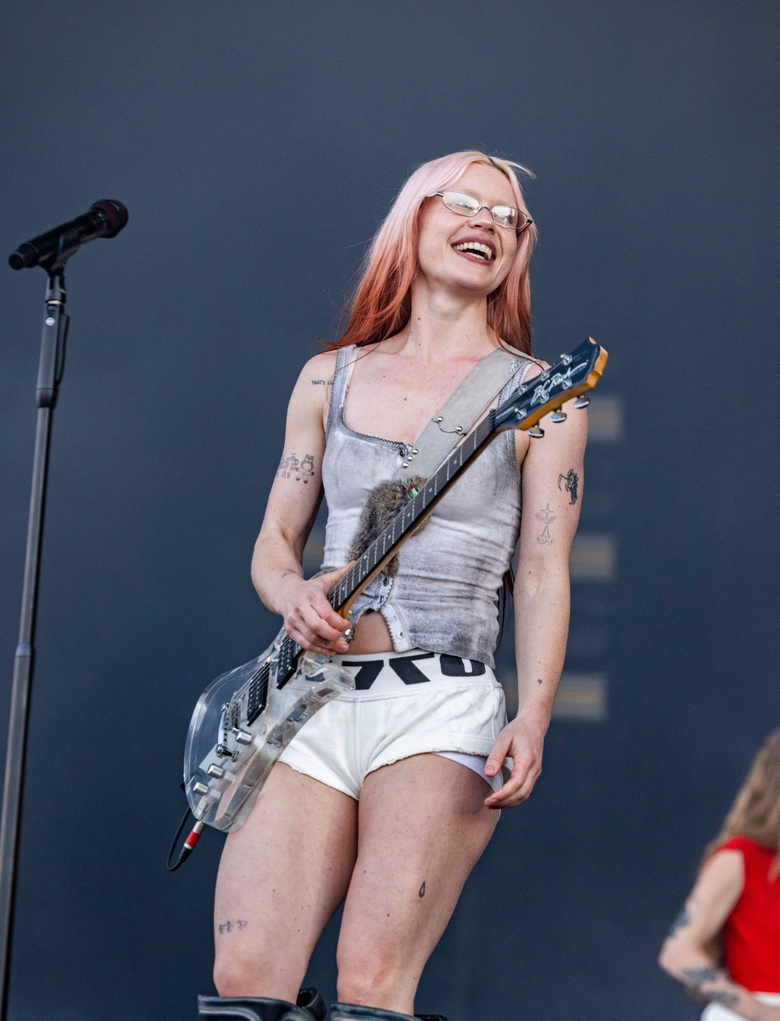Rhian Teasdale Shines at Festival Event in Newport