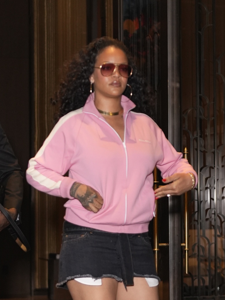 Rihanna's Effortless Glamour: Making a Statement in NYC