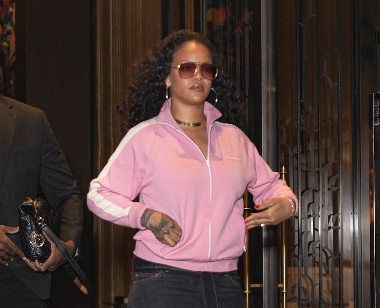 Rihanna's Effortless Glamour: Making a Statement in NYC