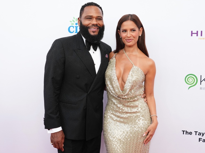 Rocsi Diaz’s Stellar Shine: Capturing Hollywood Glamour and Confidence
