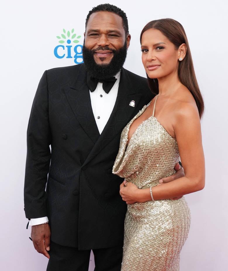 Rocsi Diaz’s Stellar Shine: Capturing Hollywood Glamour and Confidence