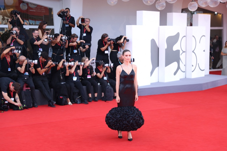 Rooney Mara's Effortless Chic Glow at Venice Film Festival
