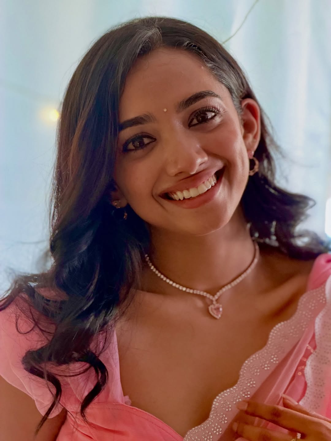 Saanve Megghana's Gorgeous Pink Saree Photos Are Trending