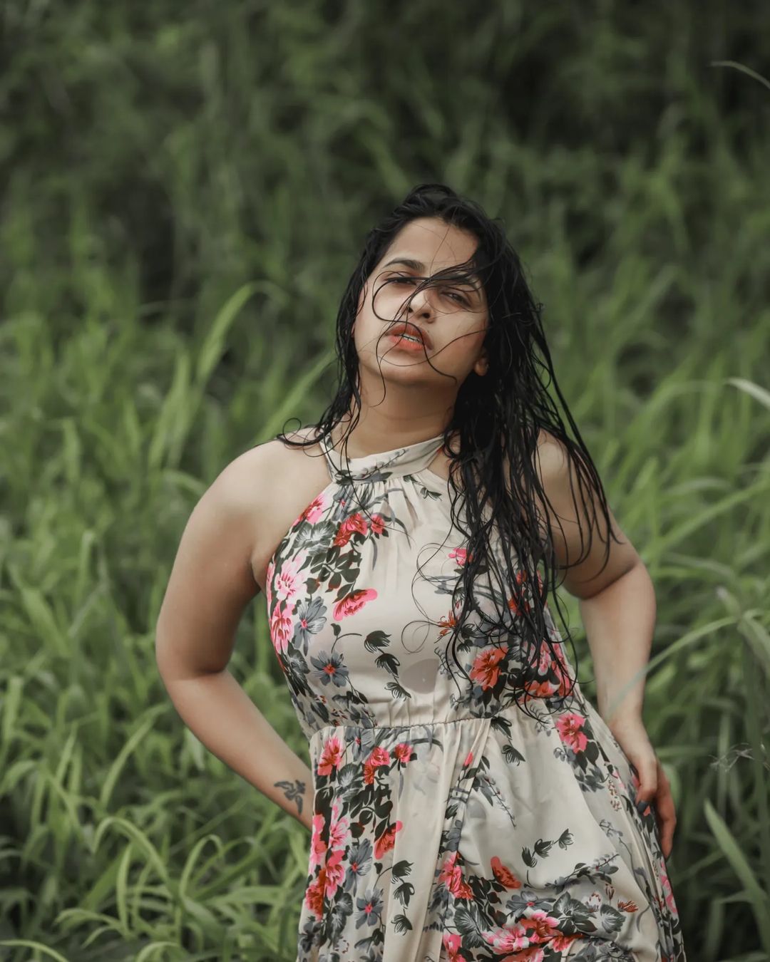 Sadhika Venugopal Latest Photos Stunning Glamour Gallery