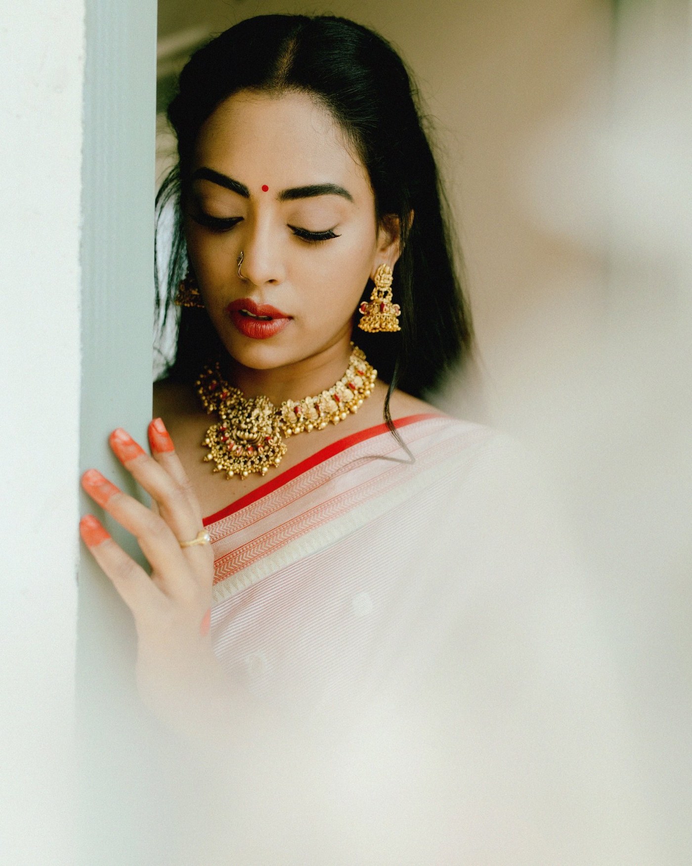 Sai Kamakshi Bhaskarla Owns Ethnic Grace in Regal Saree Ensemble
