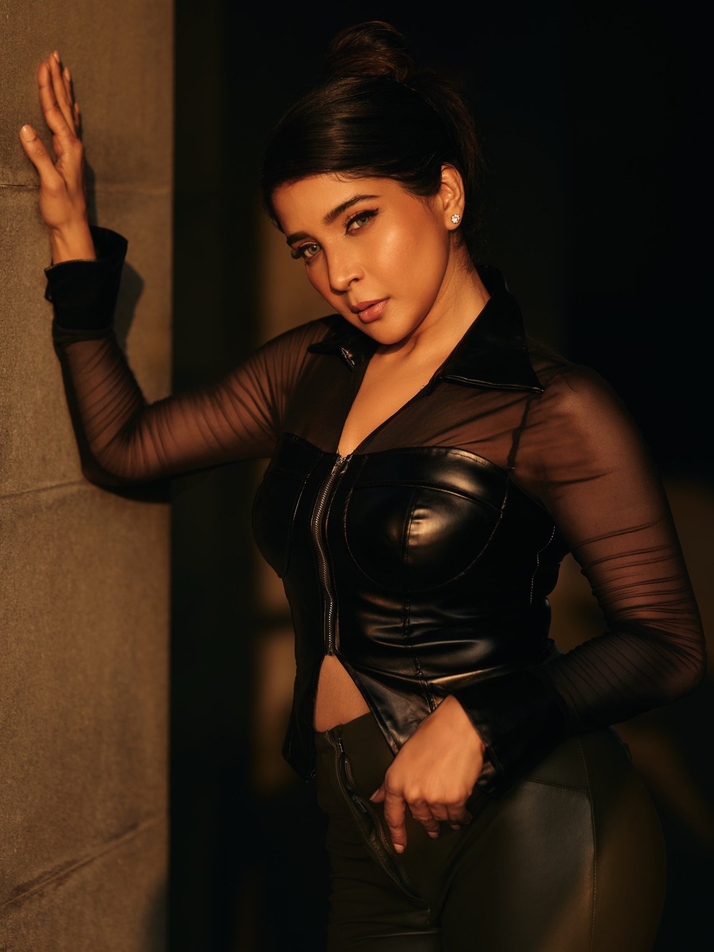 Sakshi Agarwal Owns the Bold, Assertive Fashion Era