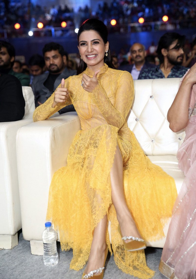 Samantha Akkineni's Stunning Yellow Ensemble Gallery