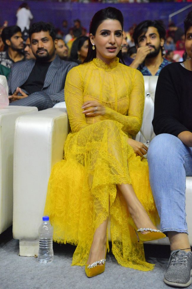 Samantha Akkineni's Stunning Yellow Ensemble Gallery