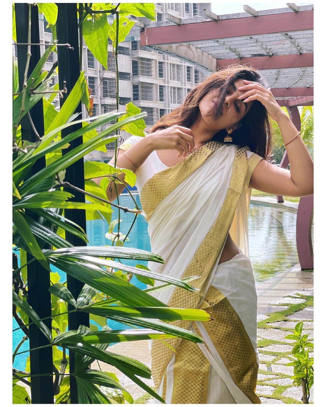 Samyuktha Menon's Golden Radiance: Outdoor Elegance