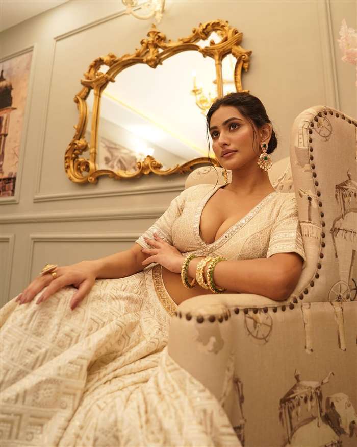 Sanchi Rai: Regal Radiance in Opulent Frames