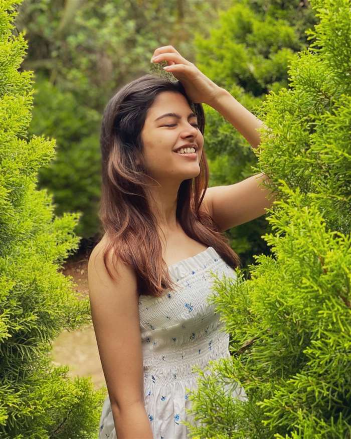 Sanjana K's Stunning Outdoor & Indoor Looks