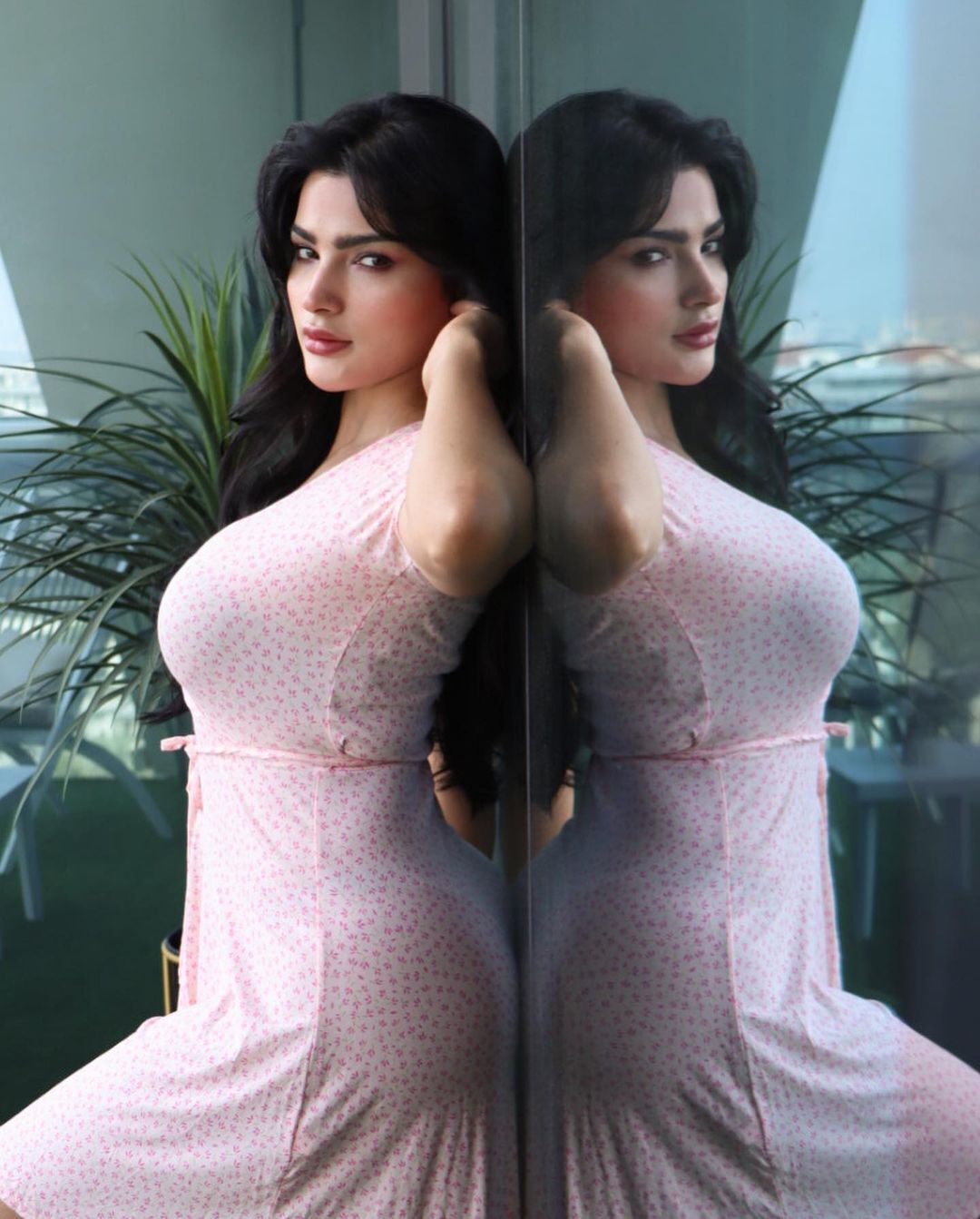 Sanjana Singh's Stunning Pink & Red Ensemble
