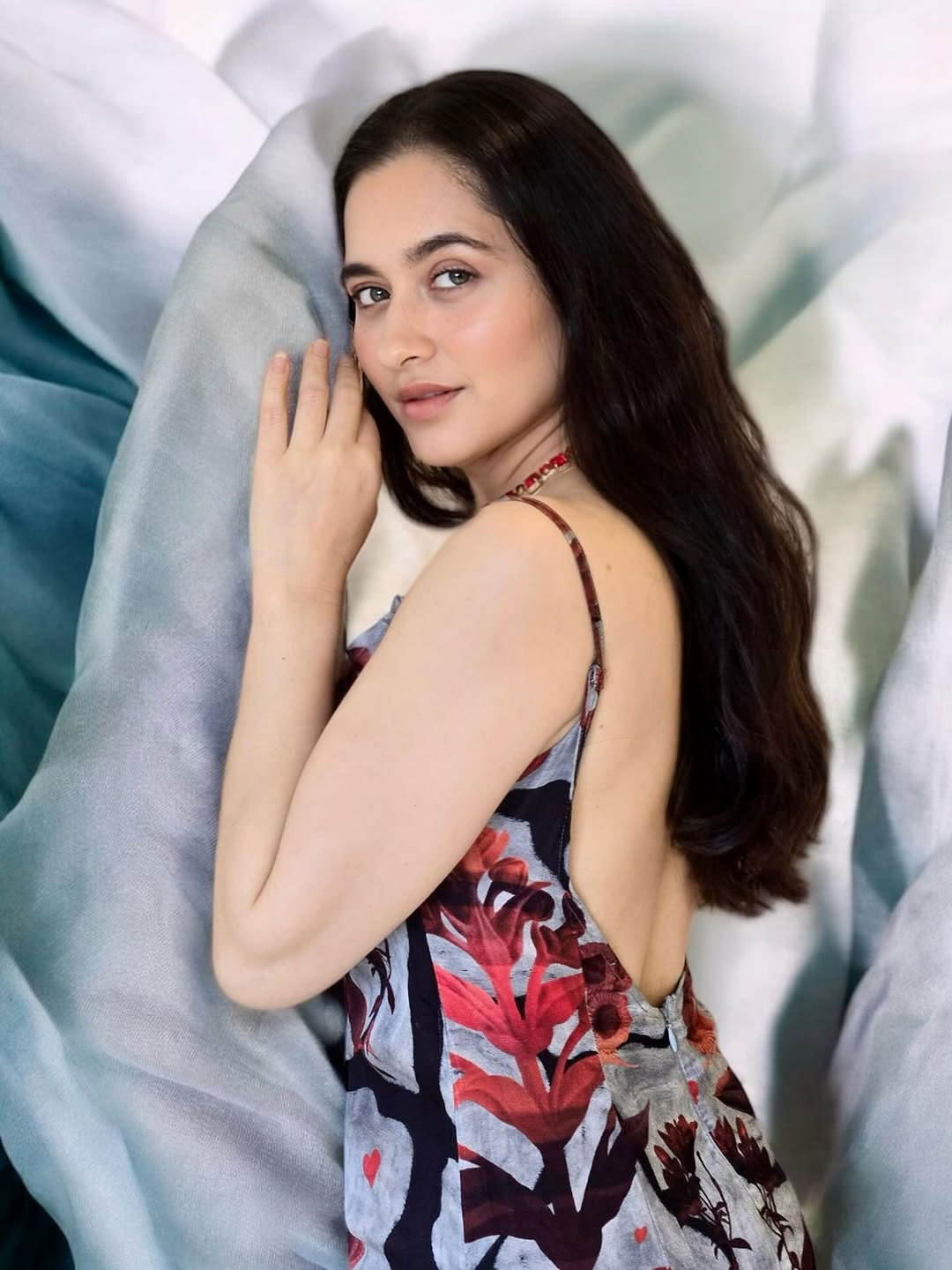 Sanjeeda Shaikh's Chic Look Steals Spotlight!