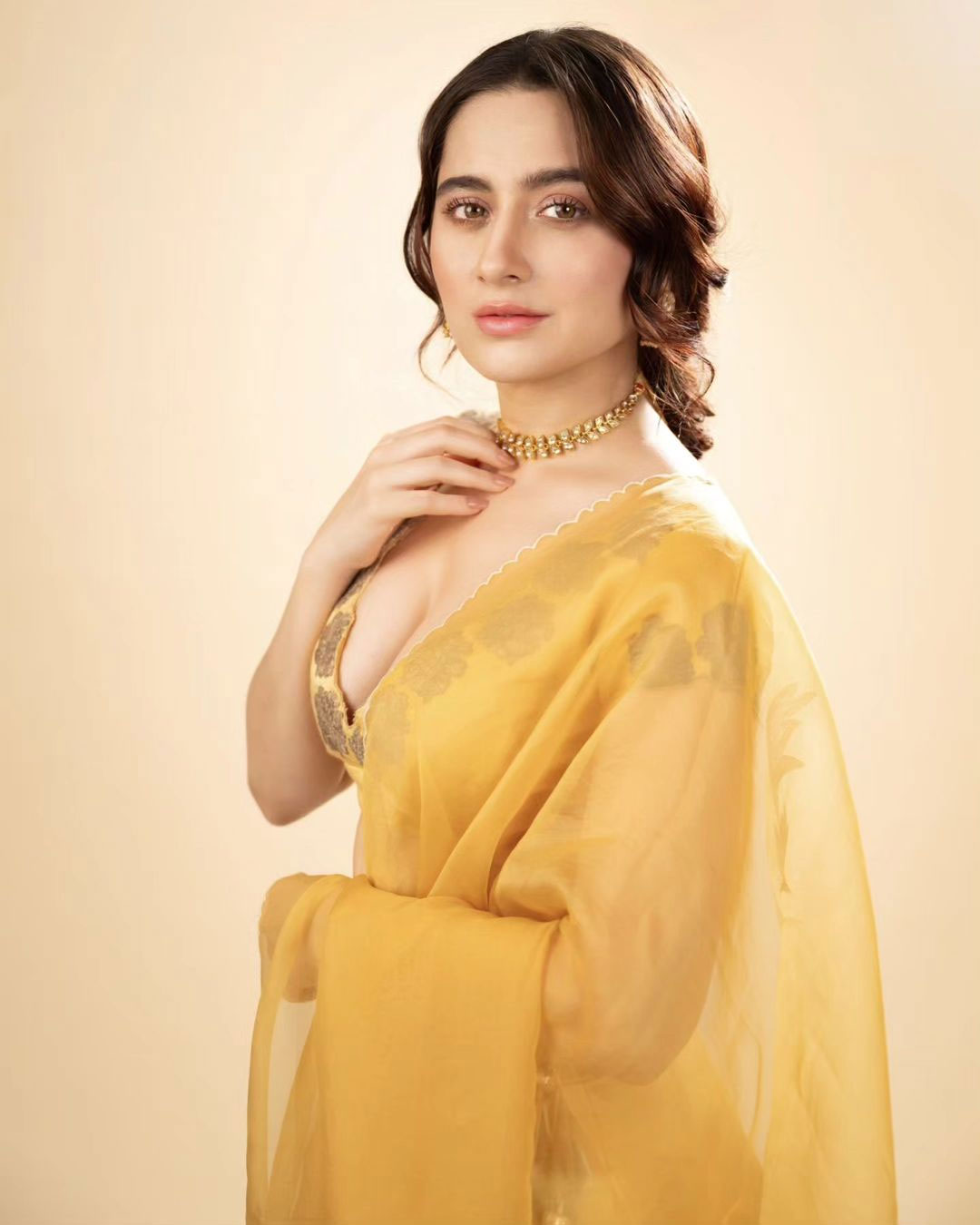 Sanjeeda Shaikh's Chic Look Steals Spotlight!