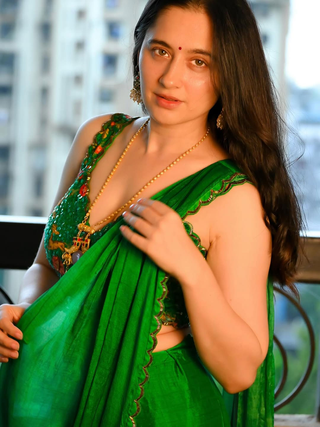 Sanjeeda Shaikh's Chic Look Steals Spotlight!