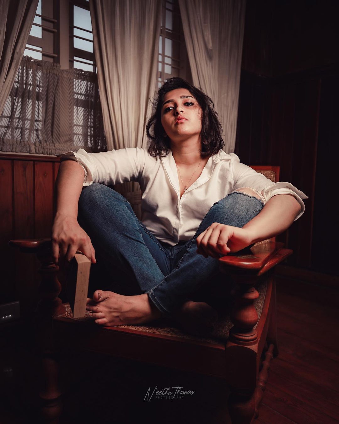 Sanusha's Stunning Latest Photo Shoot Stills Reveal Glamour