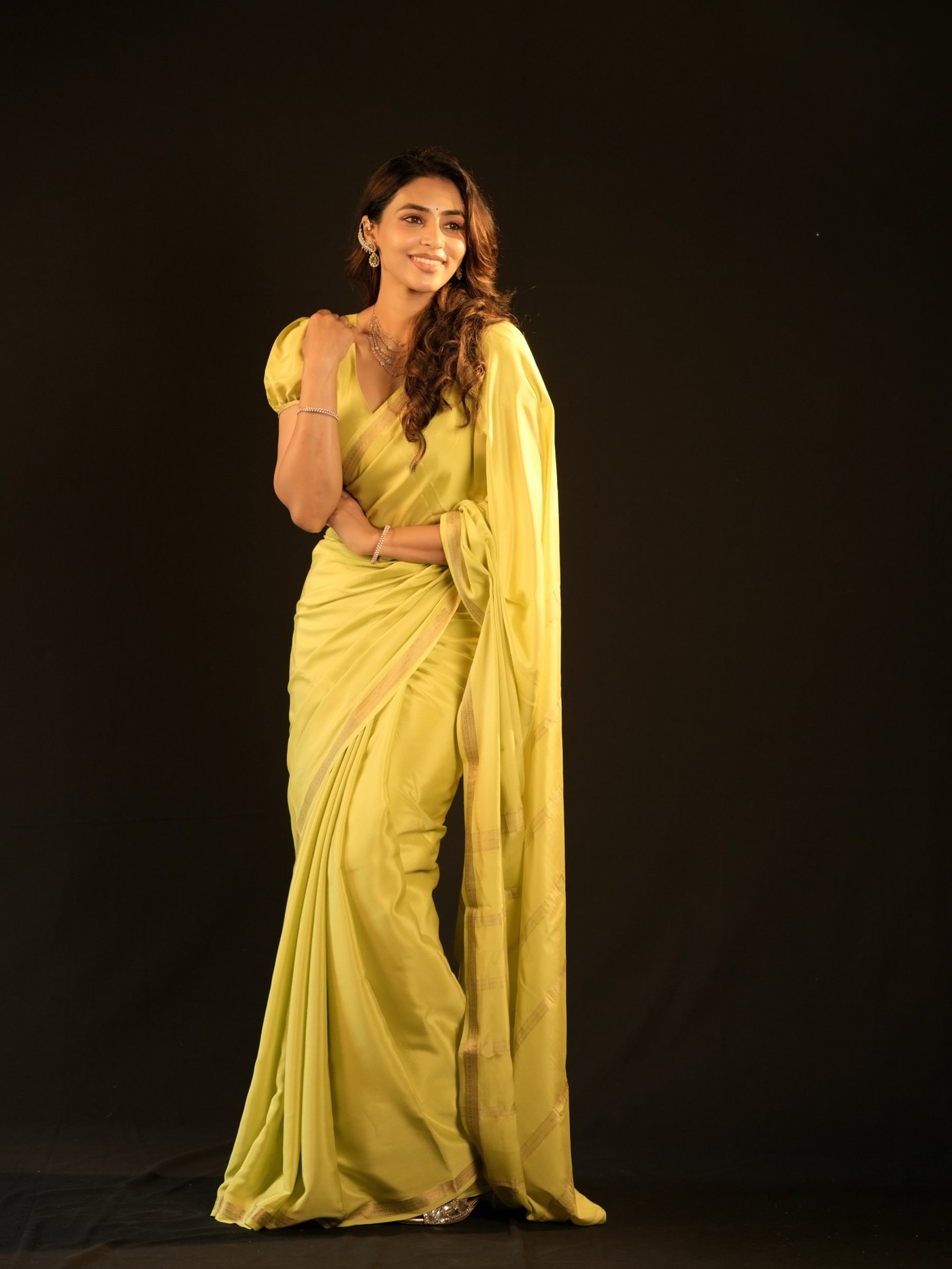 Yellow Dreams and Ethnic Chic: Sapthami Gowda Steals the Spotlight in Vibrant Saree Look