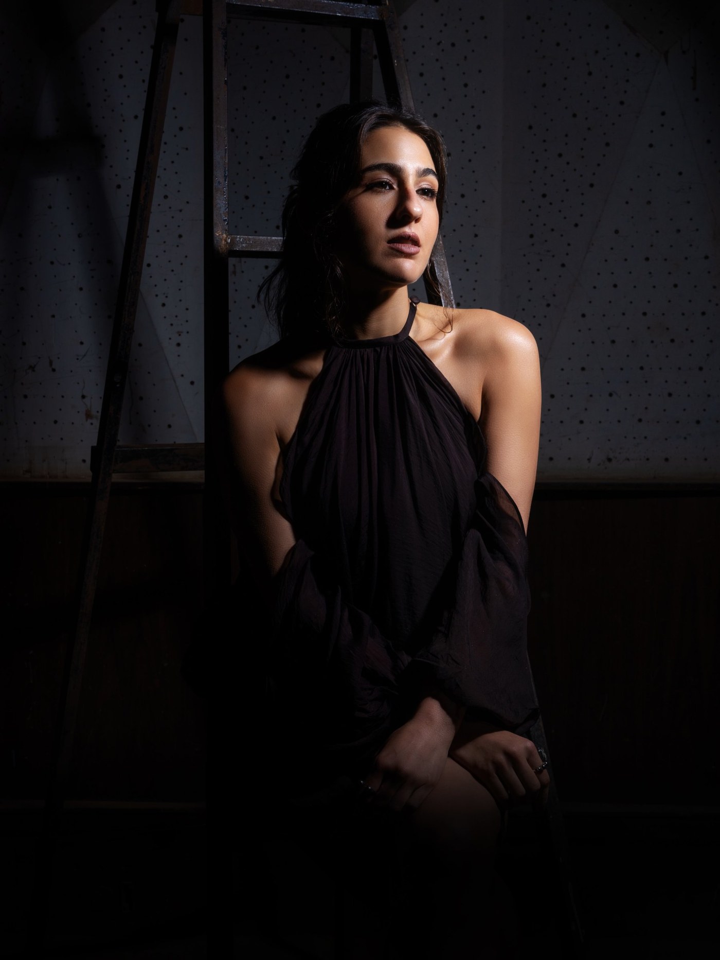 Sara Ali Khan Embraces Early Fall in a Burst of Colour and Confidence