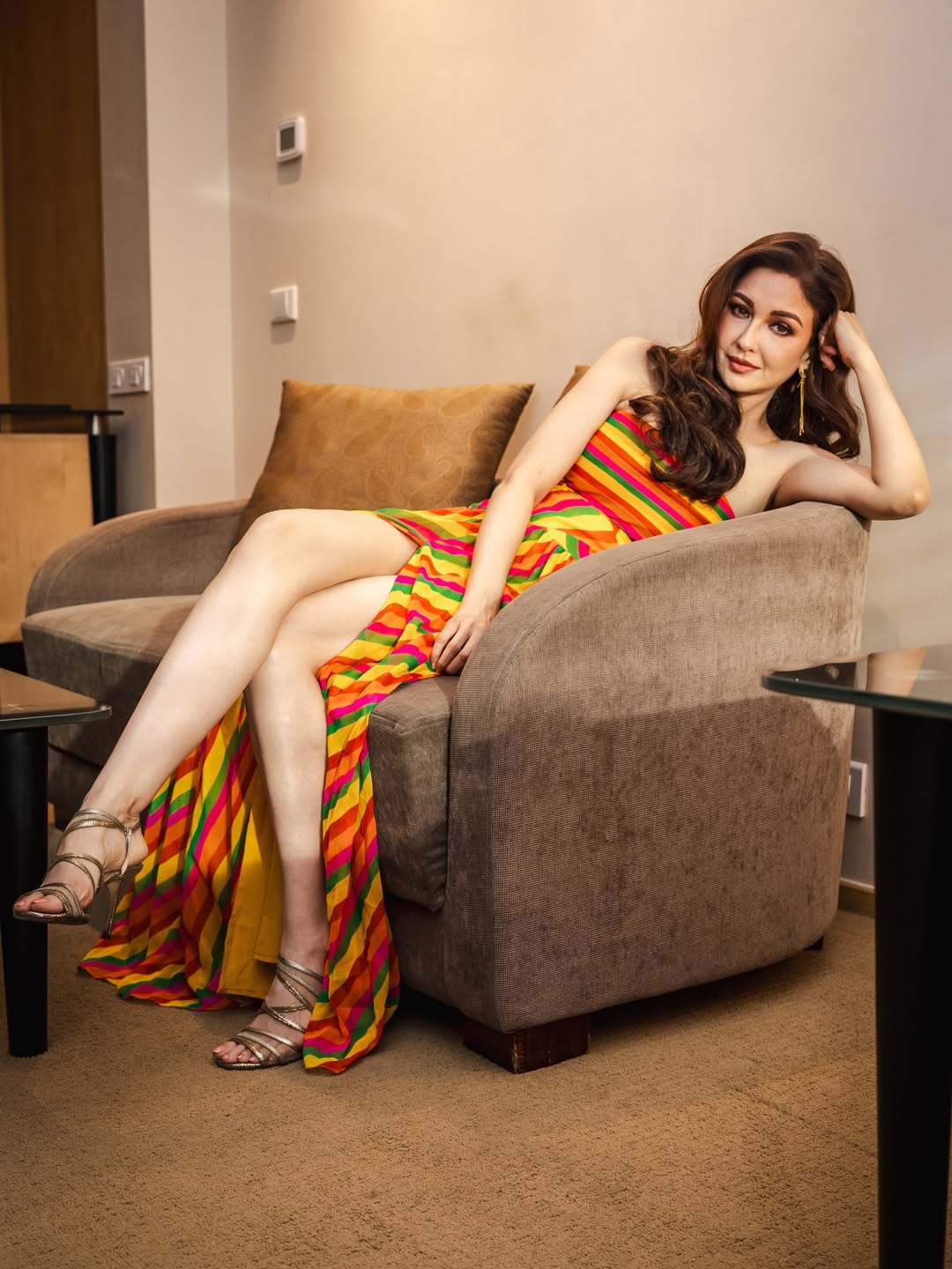 Saumya Tandon's Vibrant Style: A Photo Gallery