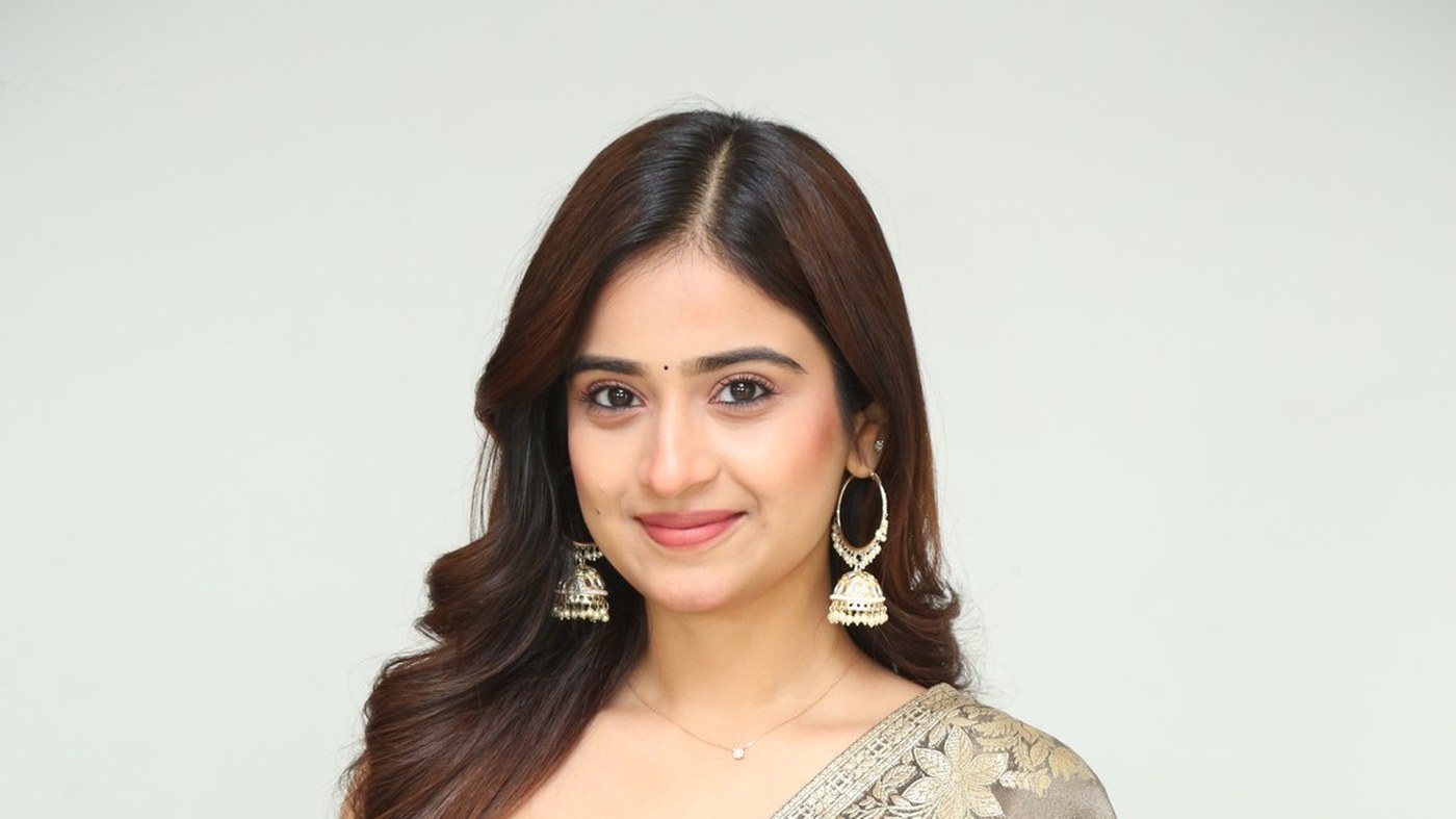 Saylim Chaudhari Latest HD Photos From Movie Shoots and Events