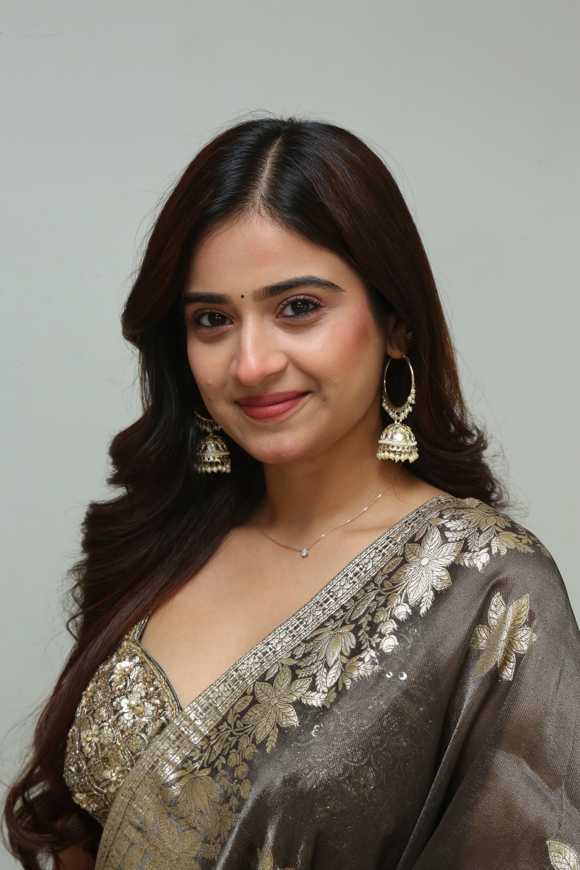 Saylim Chaudhari Latest HD Photos From Movie Shoots and Events