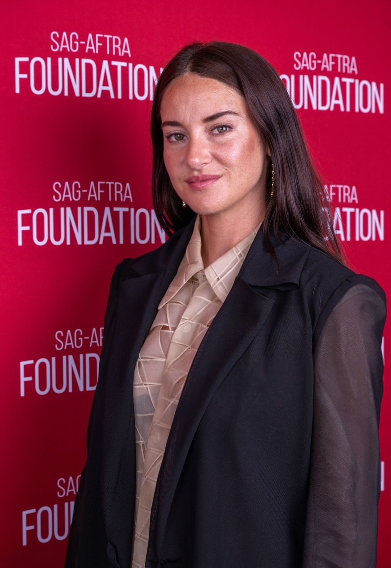 Shailene Woodley attends a major industry event, radiating natural elegance and star power. - Photos & Updates